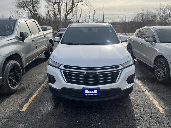 2023 Chevrolet Traverse LT Cloth AWD TraileringEquipment w/BlackBowties HtdSeats RemoteStart 8-WayPwrDrvrSeat Milwaukee WI